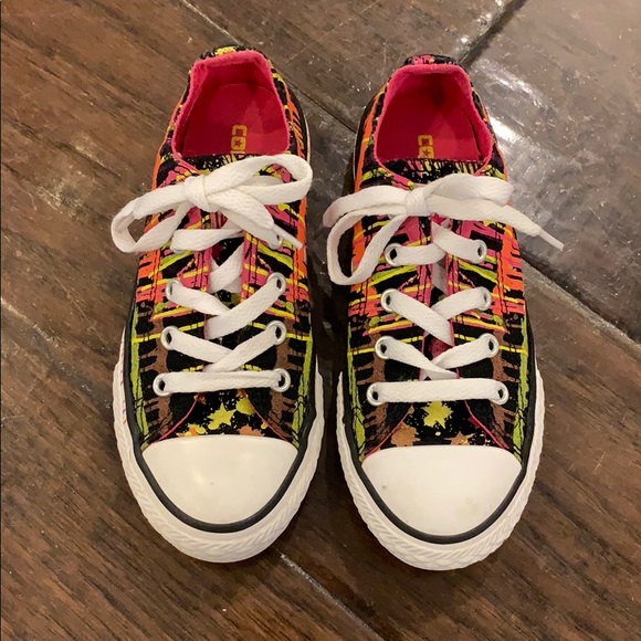 girls converse size 12